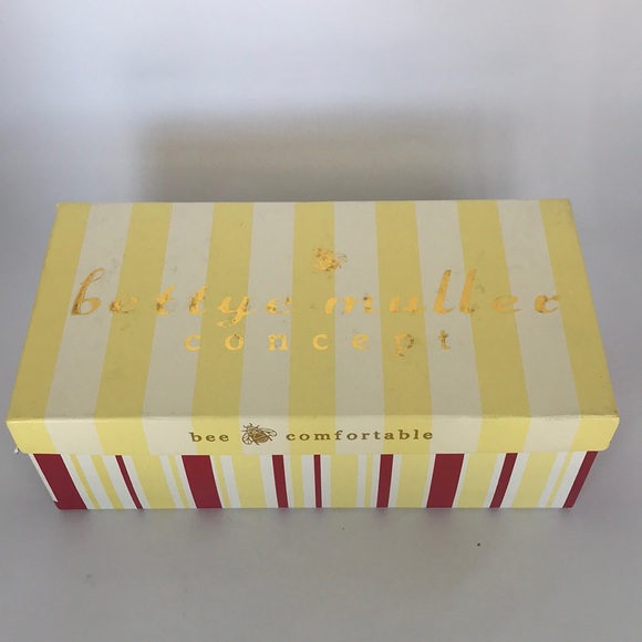 NIB Bettye Muller Concept Chet Leather Loafer 7 - Picture 13 of 14